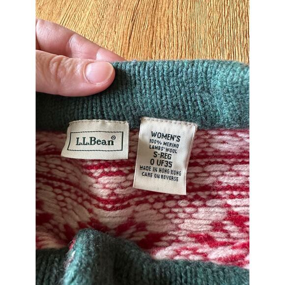 L.L. Bean Women's Vtg Merino Lambswool Snowflake Sweater Size Small - Picture 2 of 7